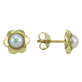 5MM FLOWER SHAPED STUD EARRINGS CULTURED PEARL: 3MM